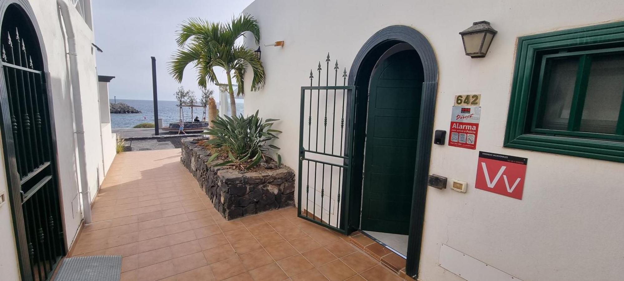 Oceanfront - Tenerife South Apartment *